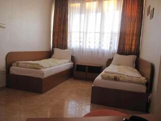 Гостевой дом Vila Krista Солнечный Берег Двухместный номер с 2 отдельными кроватями-12