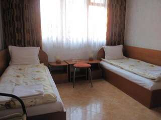 Гостевой дом Vila Krista Солнечный Берег Трехместный номер с балконом-11